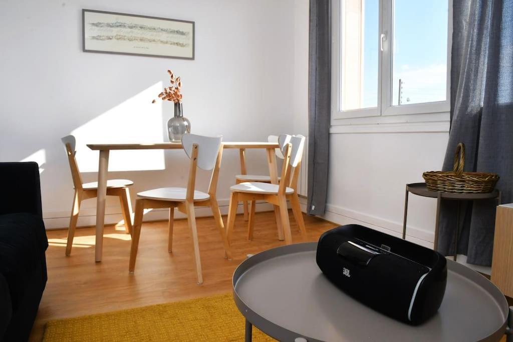 Vue Pyreneenne Elegante Avec 2 Chambres Tarbes Exterior foto
